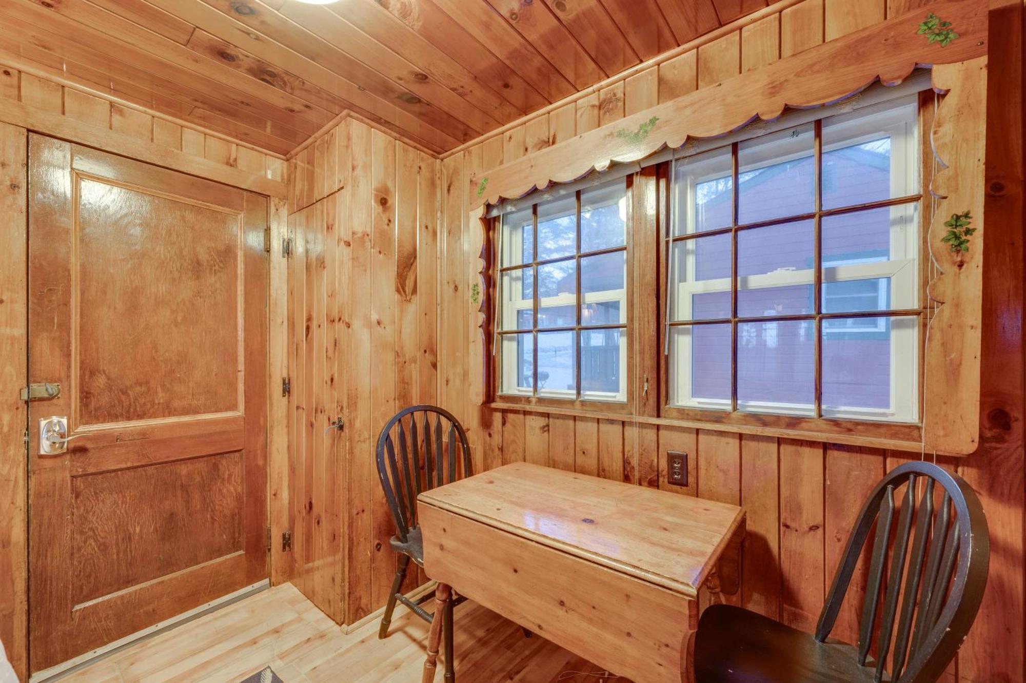Апартаменты Cozy Laconia Studio With Pool Access - 2 Mi To Lake! Экстерьер фото