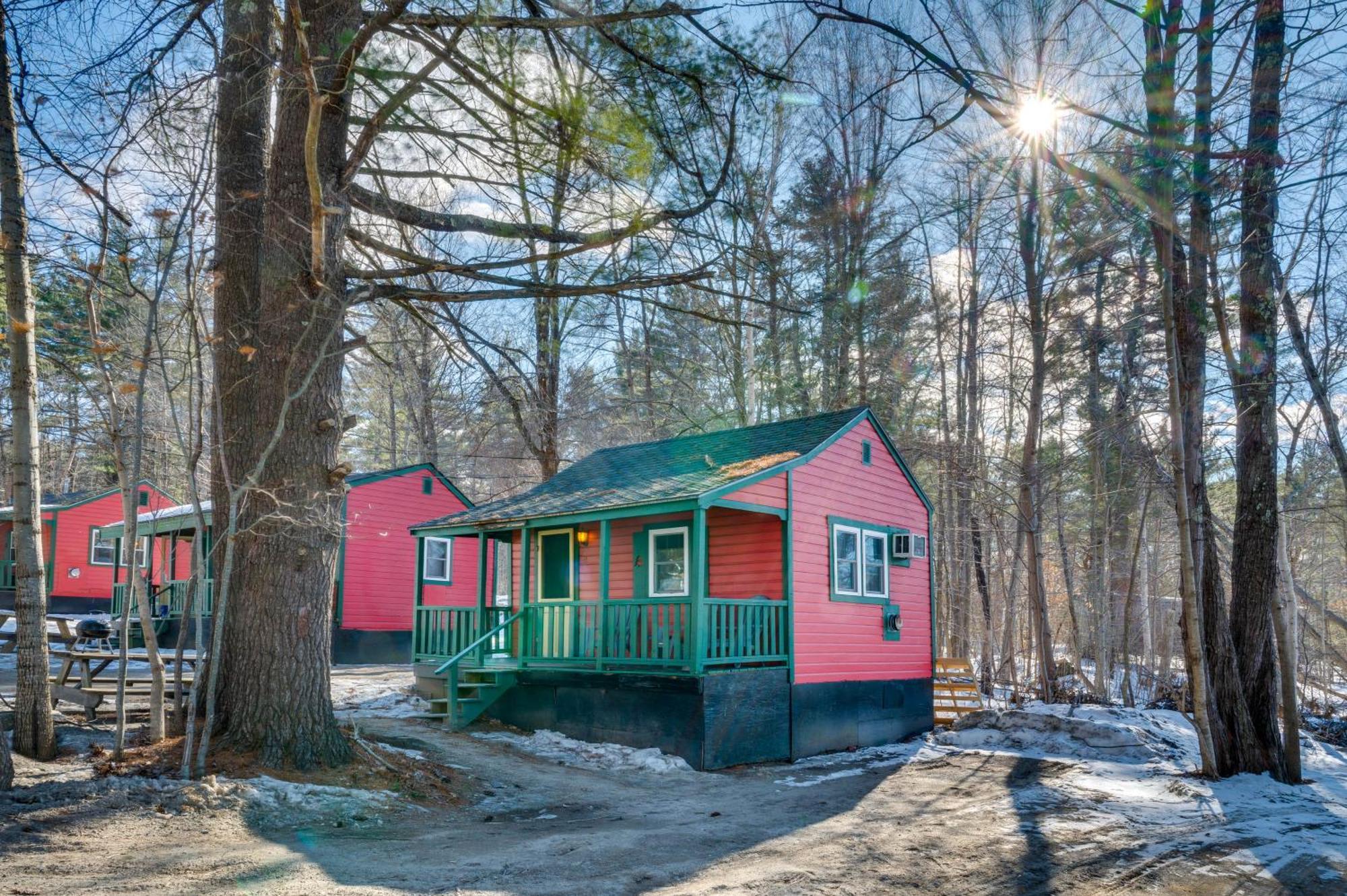Апартаменты Cozy Laconia Studio With Pool Access - 2 Mi To Lake! Экстерьер фото