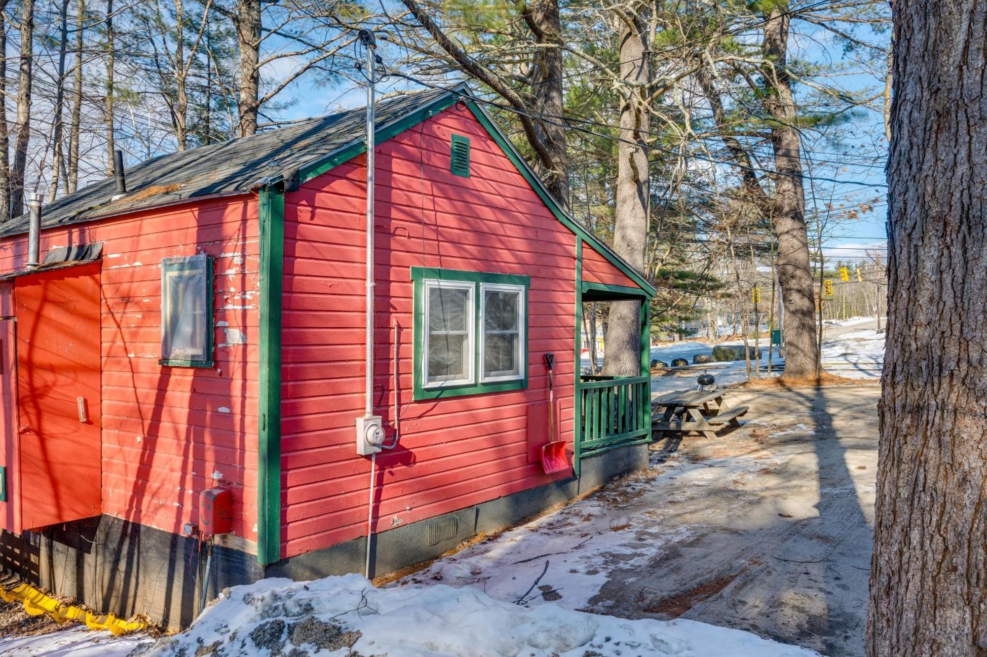 Апартаменты Cozy Laconia Studio With Pool Access - 2 Mi To Lake! Экстерьер фото